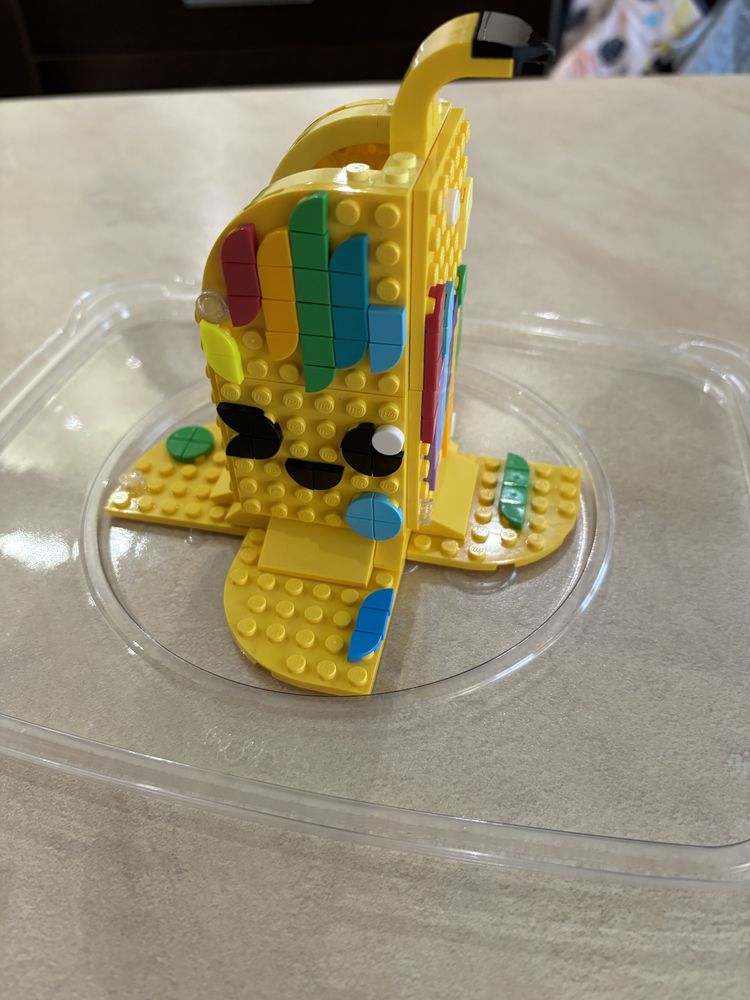 Zestaw Lego Dots Banan + breloczek kotek