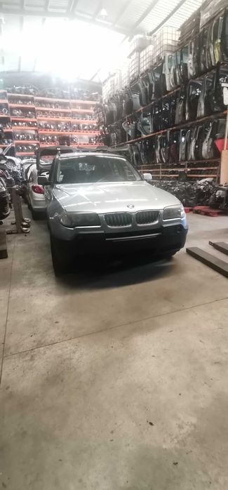 Bmw X3 E83 2.0 d PARA PEÇAS!!