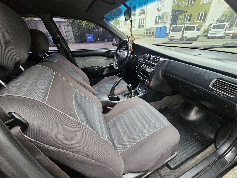Toyota Carina E  2,0MT diesel