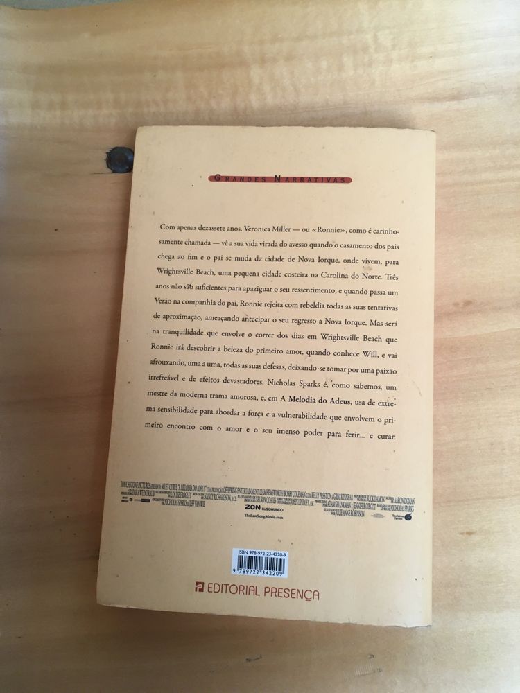 Livro a Melodia do Adeus de Nicholas Sparks