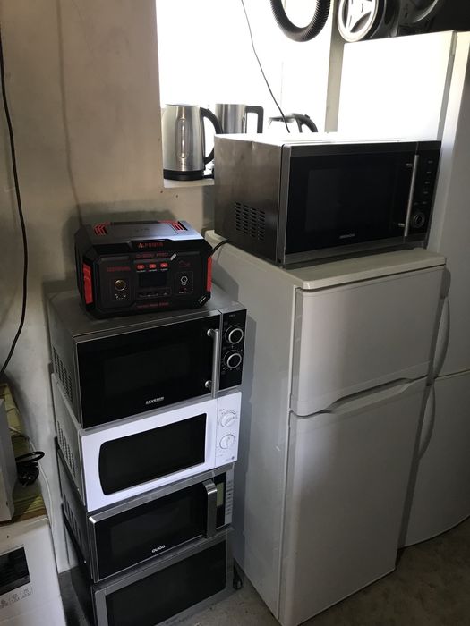 Холодильник хороший стан привезені з Німеччини