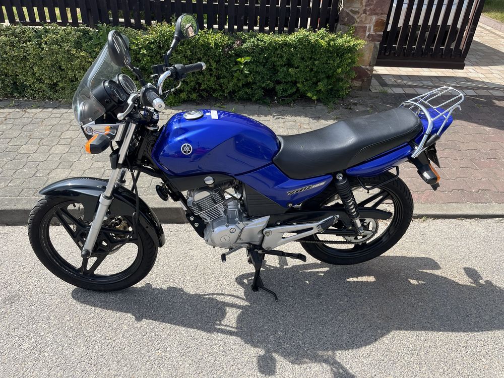 Yamaha ybr 125 na prawo jazdy kat B, mały przebieg.