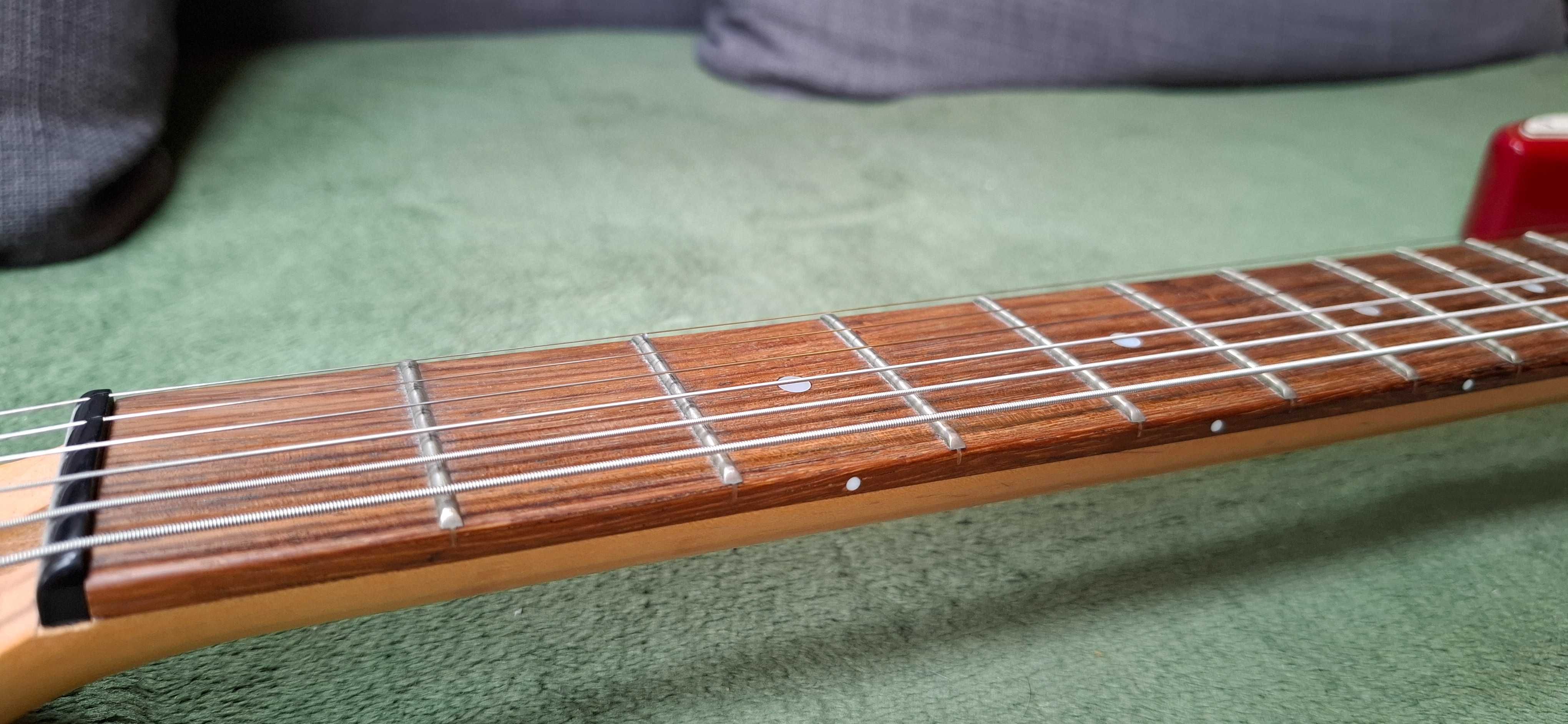 Gitara elektryczna Yamaha pacifica 112v kolor czerwony uzywana