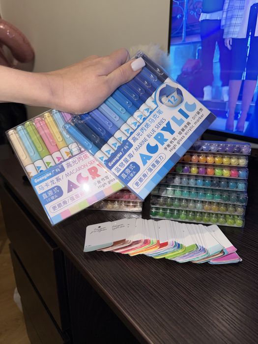 Акрилові ручки Guangna