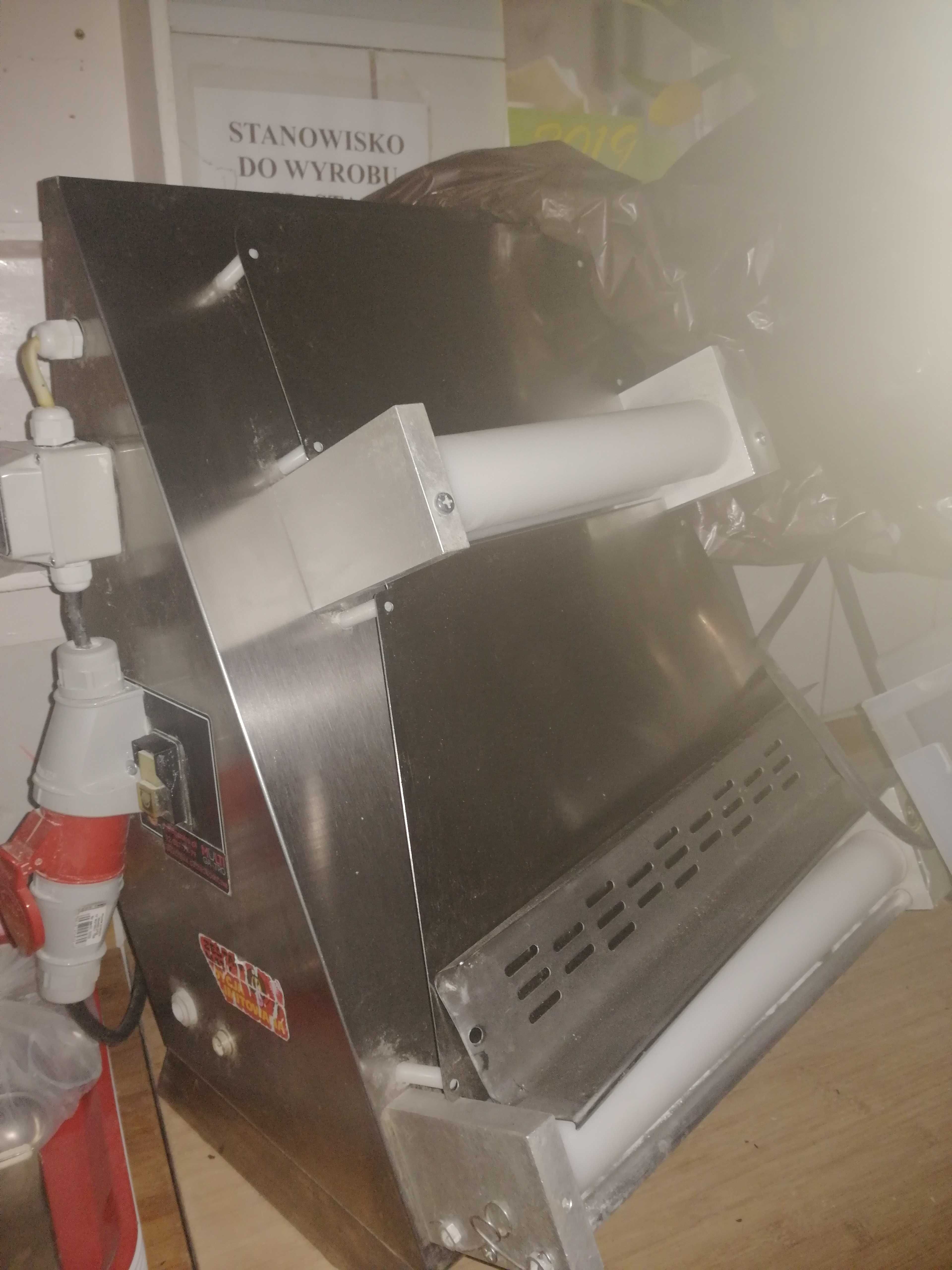 wyposażenie zakładu produkcyjnego