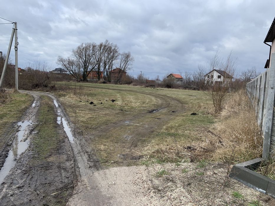 Продам 38 сот 2 під‘їзди в Гнідин Гнедин