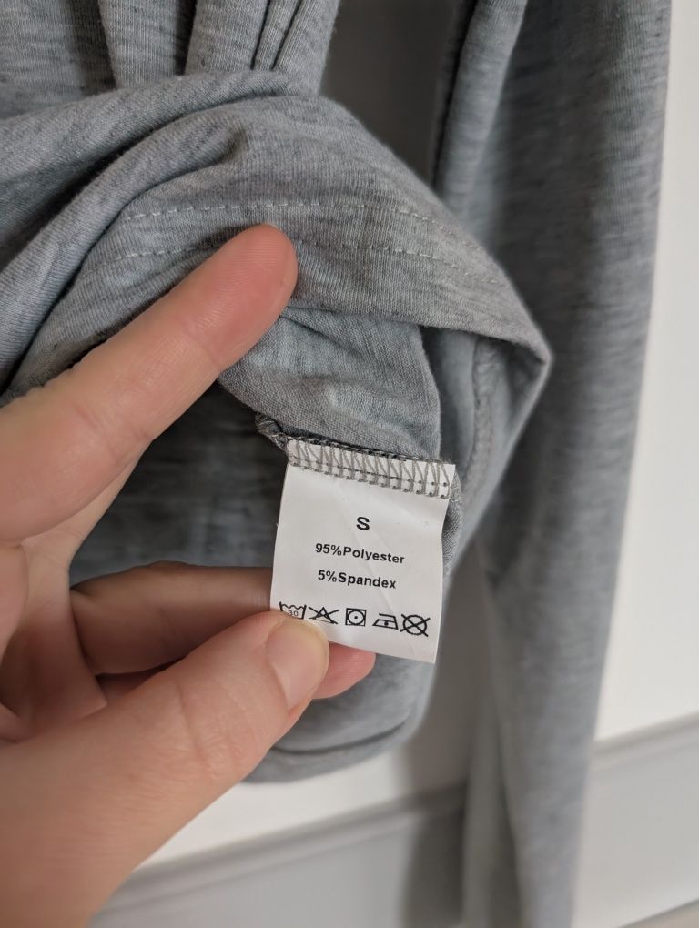 Szara koszulka Basic. Nowa. Rozm.S. Crop Top.