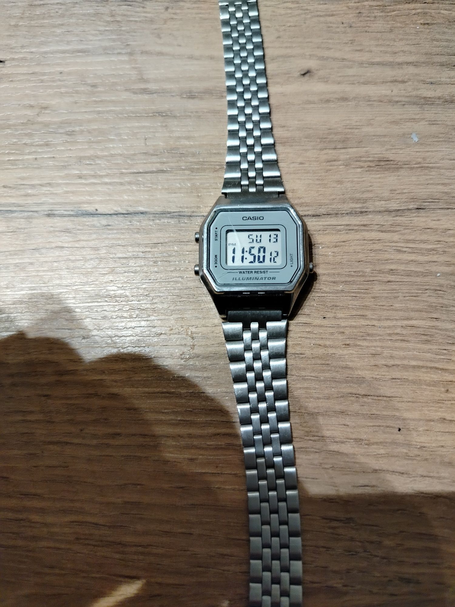 Zegarek Casio Vintage LA680WEA-7EF srebrny