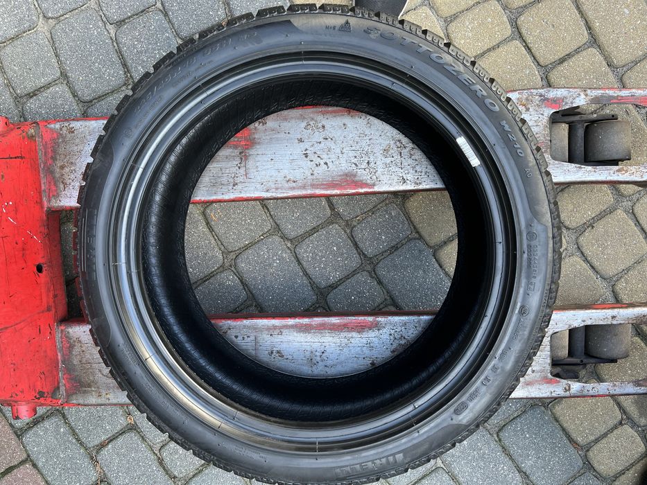 1szt. 225/45/18  Pirelli SottoZero  W210 AO 2014r.