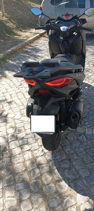 Yamaha X-max 300