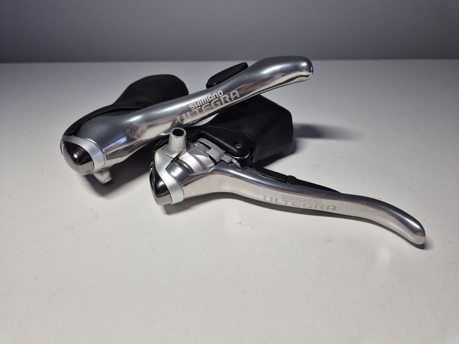 Klamkomanetki SHIMANO Ultegra ST-6510 2x9