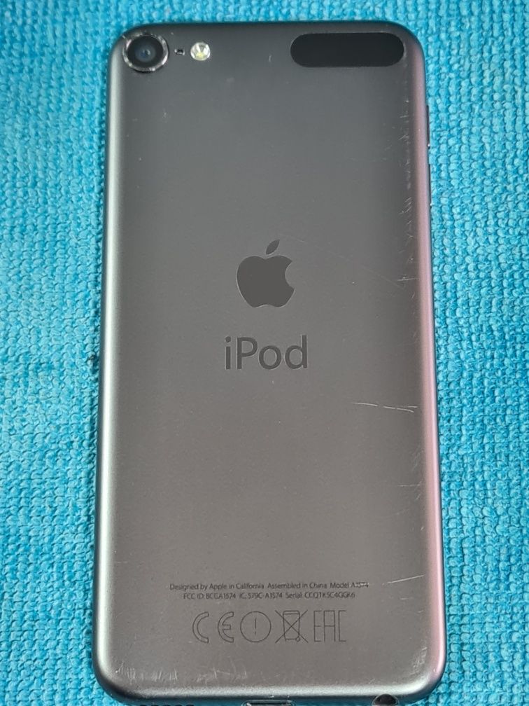 Apple iPod A1574 "16gb"