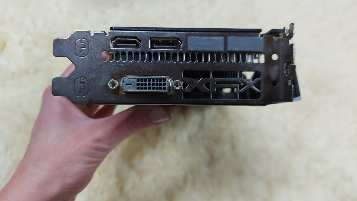 Відеокарта XFX 8gb