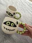 2 kubki na halloween mumia