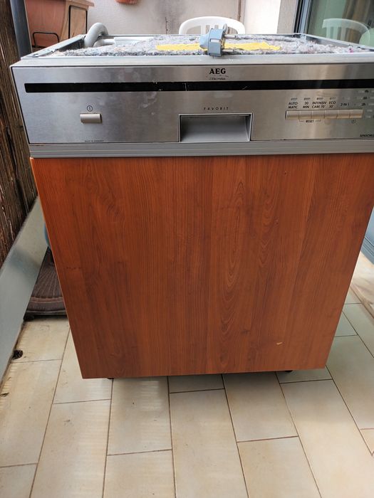 Máquina de Lavar Loiça AEG Favorit Electrolux