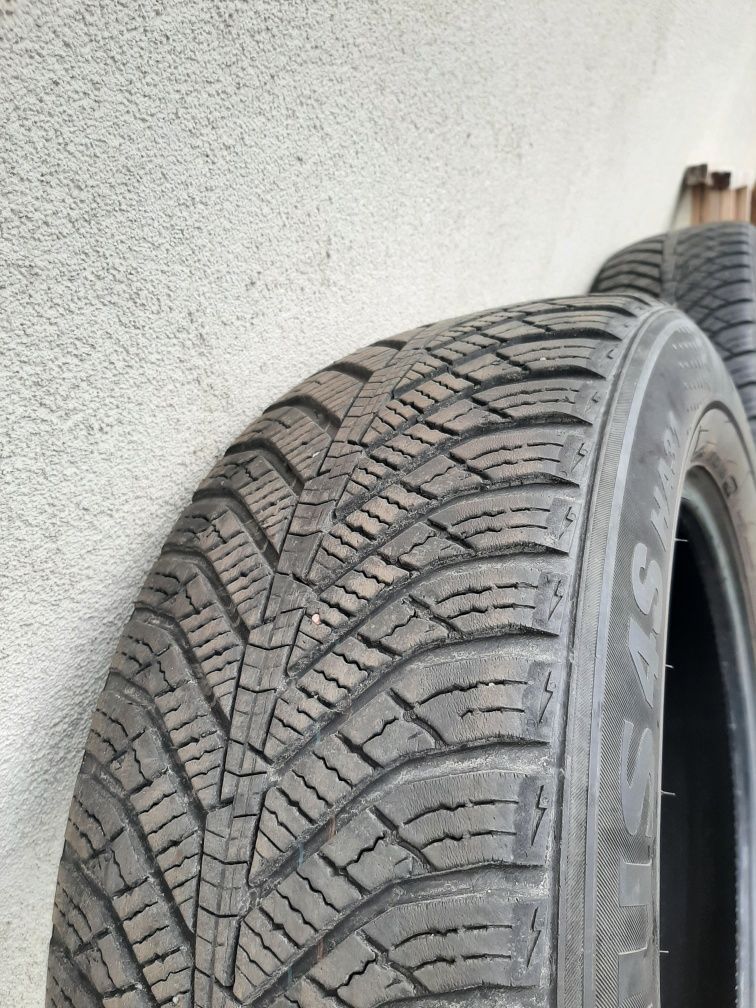 Opony 2 szt. SUV wielosezonowe KUMHO 225/60 R17