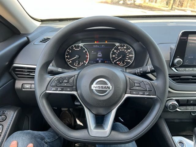 Nissan Altima 2.5 2020 року