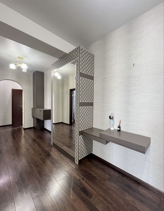 Продам 3-х комнатную квартиру по пр.Аношкина. Ж