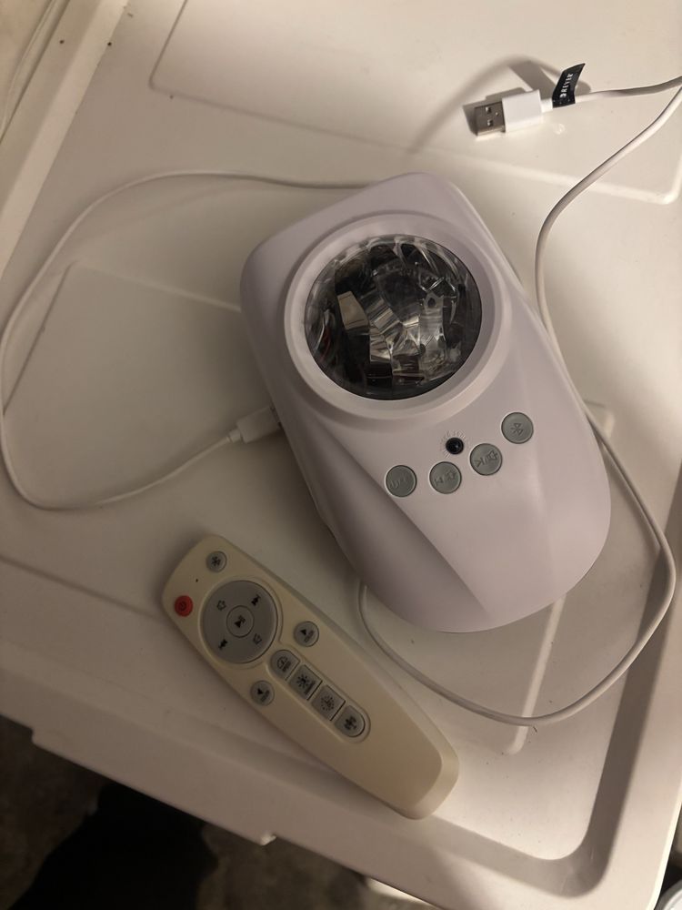 Lampka projektor gwiazd