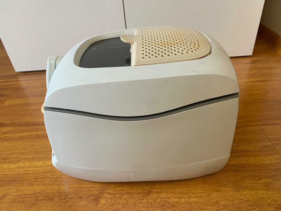 Frytkownica olejowa Philips.