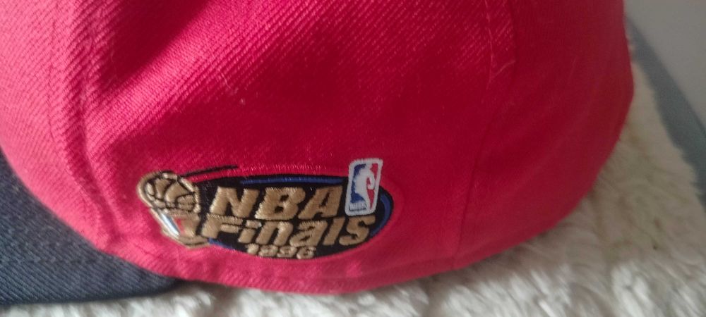 Czapka  Chicago Bulls 1996 NBA Finals, Mitchell & Ness. Vintage