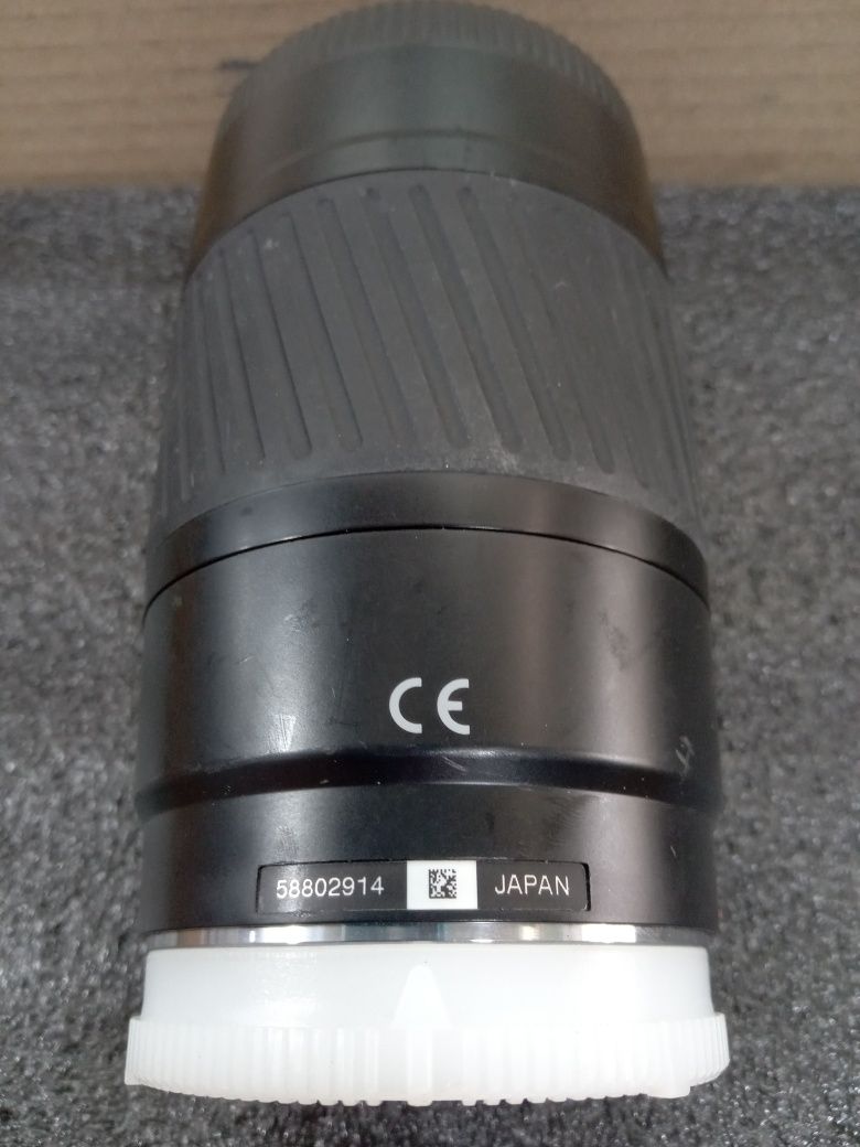 Об'єктив Minolta AF 75-300 Af zoom 1.5m/4.9ft Macro