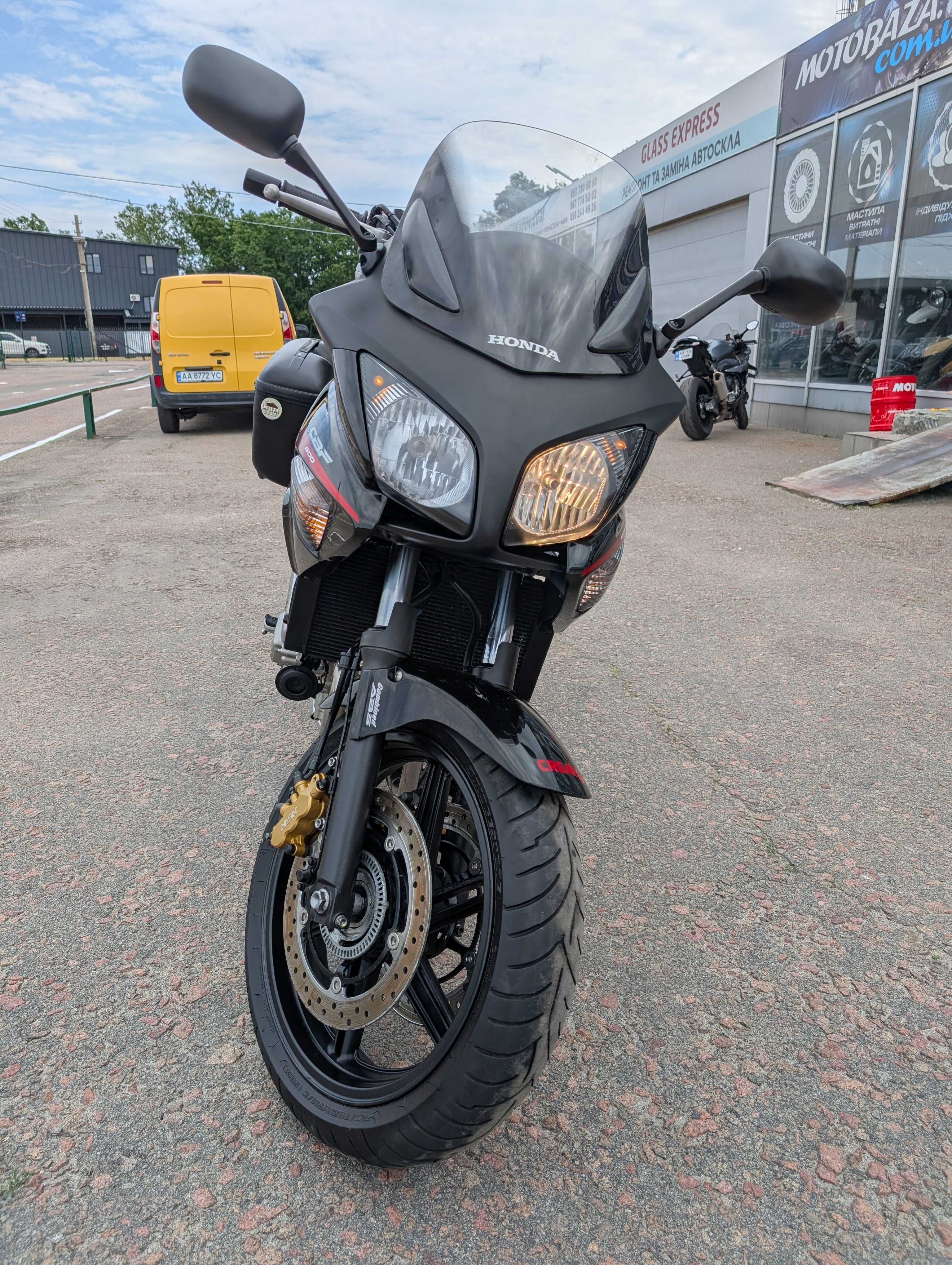 Мотоцикл Honda CBF600SA ABS MoToBaZa