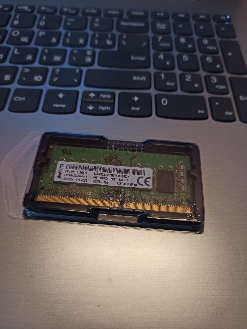 Модуль пам'яті Kingston DDR4 4Gb 2400 MHz SODIMM (LV24D4S7S8HA-4)