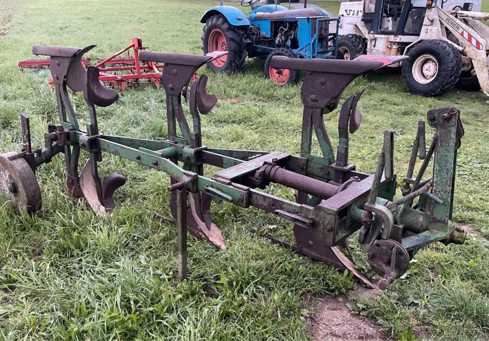 Pługi 2,3 skibowe obrotowe hydraulucznue i Mechanicznie