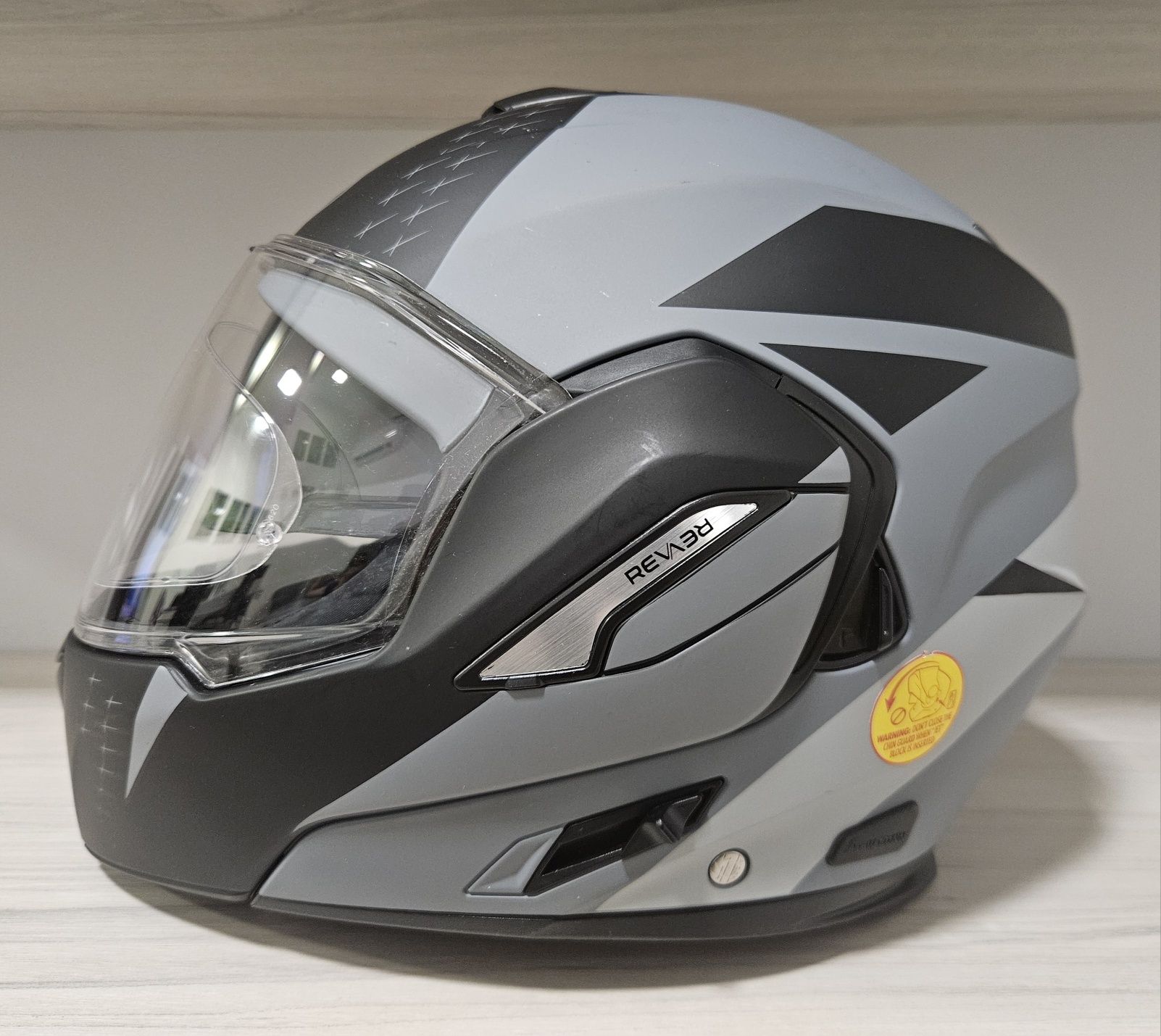 Capacete Airoh como novo
