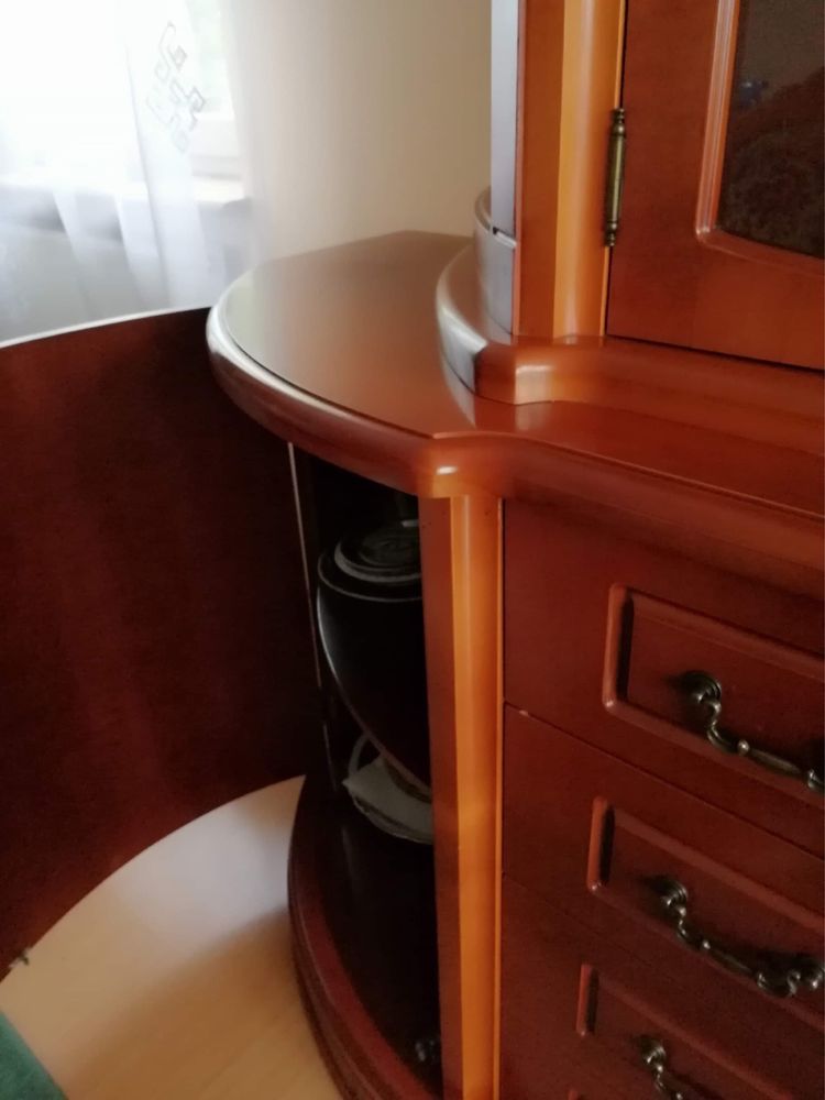 Komplet meble witryna komoda stół+ 8 krzeseł kolor ciemny orzech