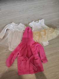 2 сукні та махровий халатик для дівчинки