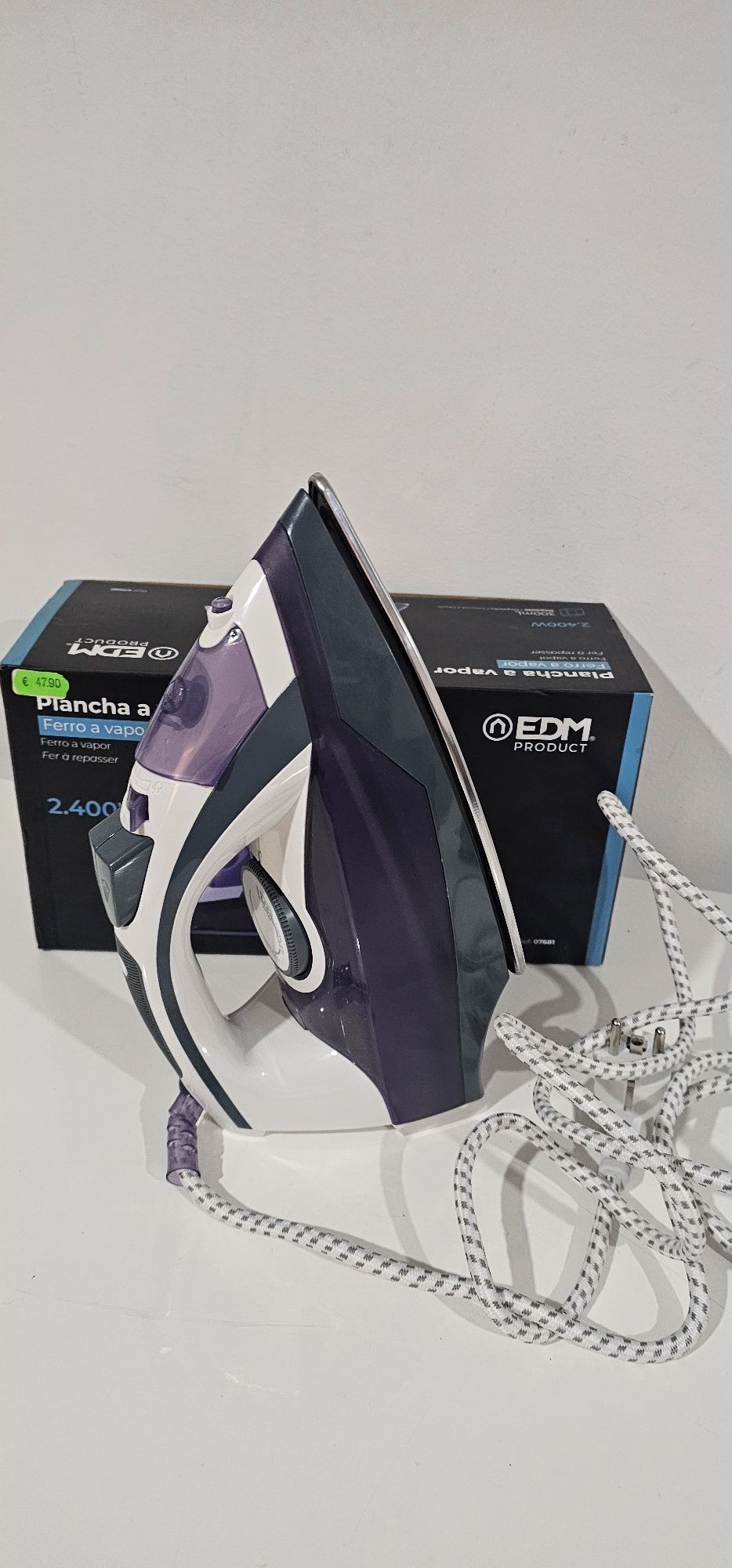 Ferro de passar a vapor 2400W