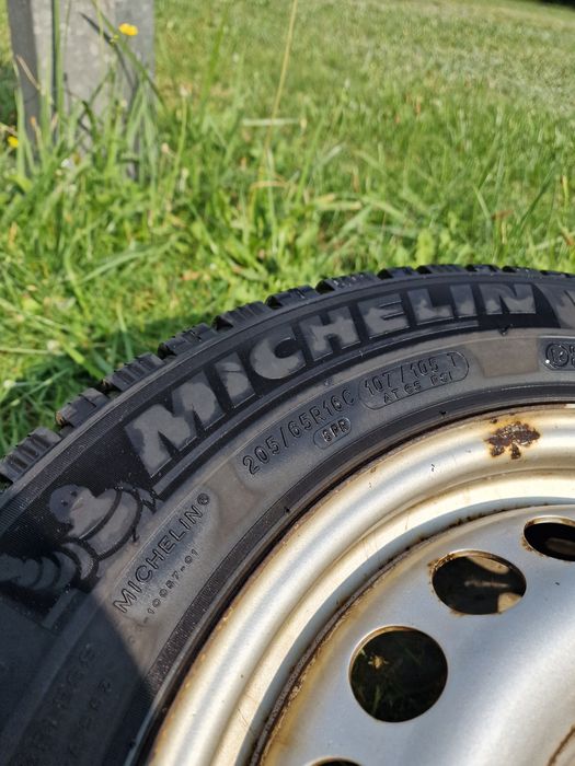 4x opony Michelin AGILIS ALPIN 205/65 R16 - zimowe 

Czytaj więcej: ht