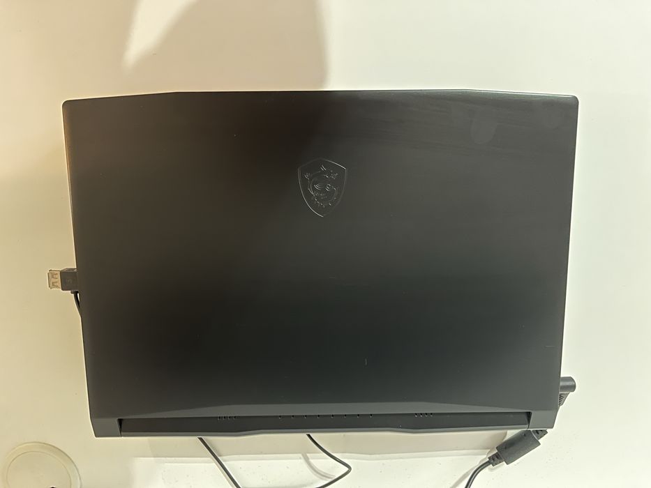 Portátil Gamer MSI Katana GF66