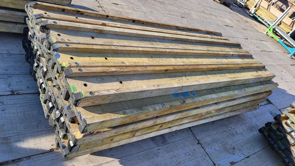 Sprzedam używane dźwigary DOKA, PERI ( Doki, tregi, dźwigar )