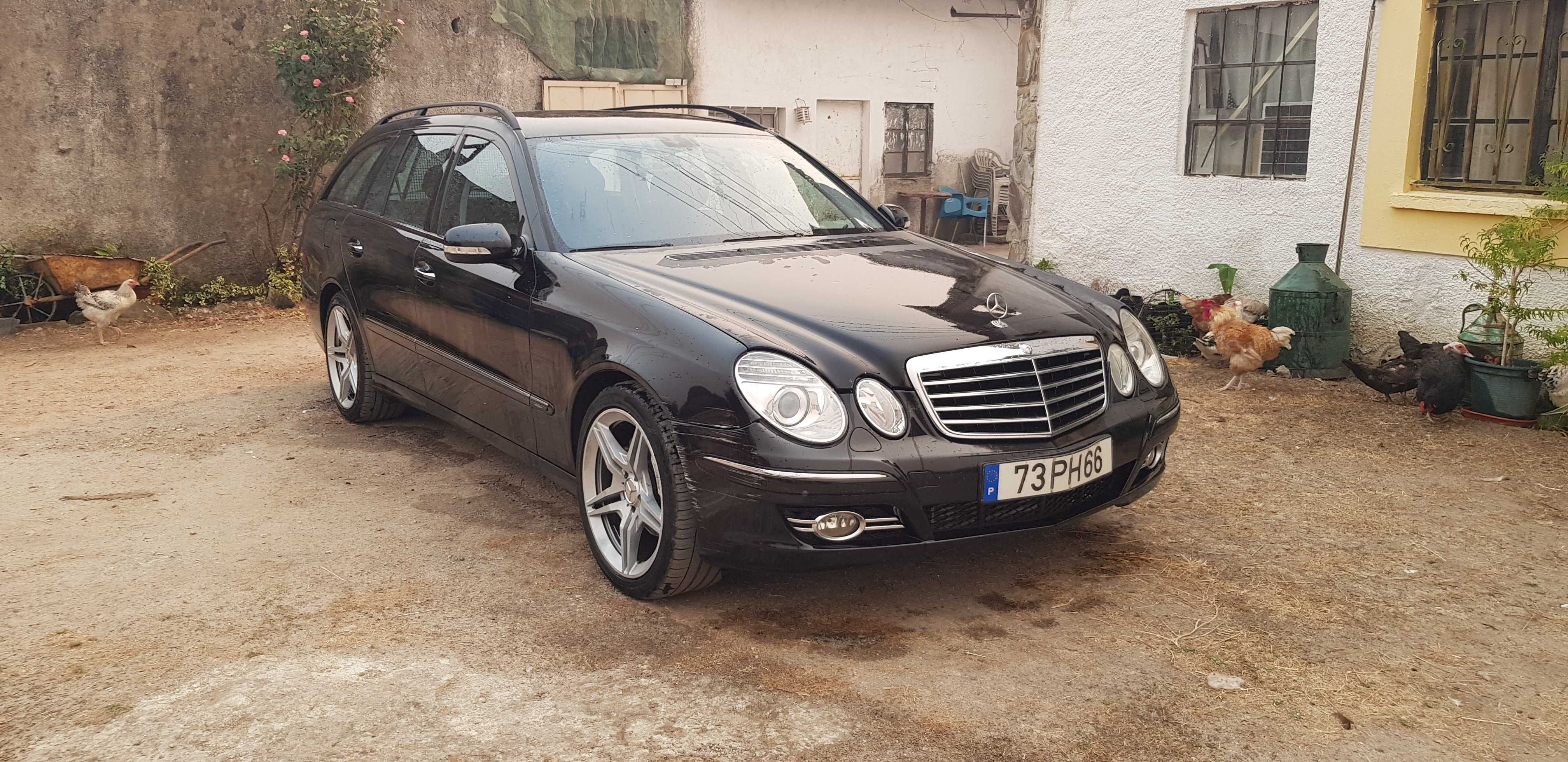 Mercedes E 220...