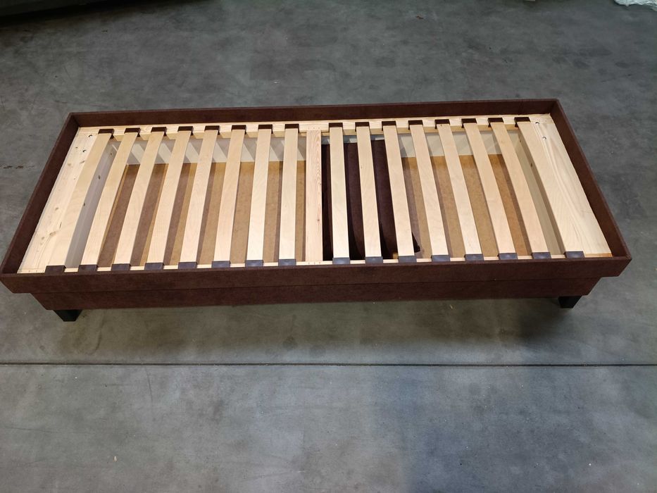 Sprzedam Tapczan 200x80