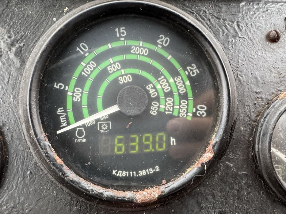 MTZ 320 zima pług komunalny 4x4