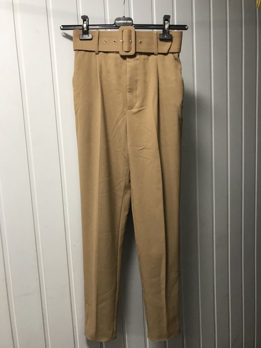 Брюки zara со стрелками