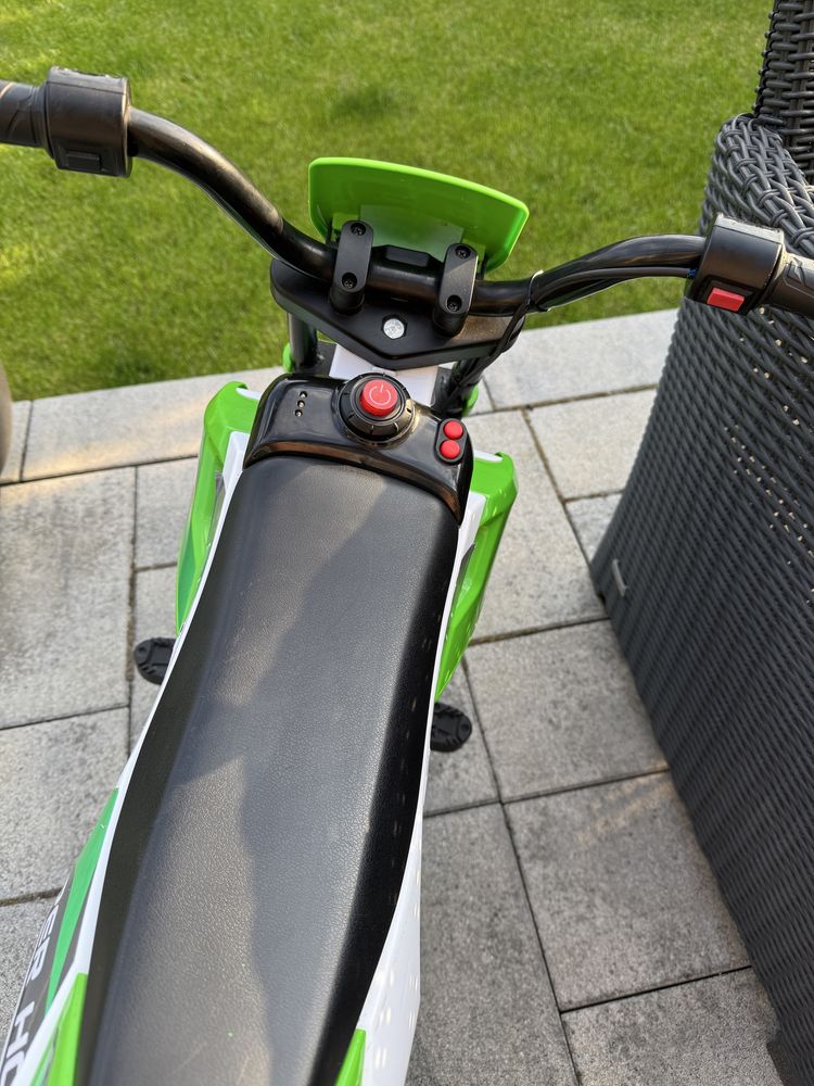 Motor CROSS na akumulator