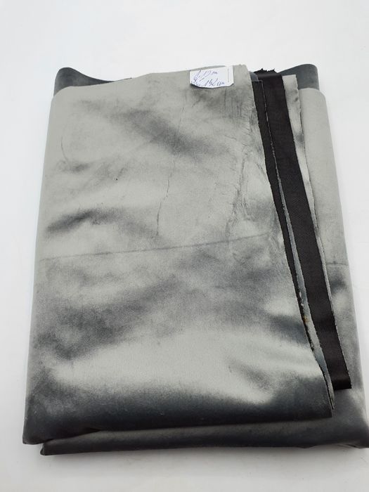 Tkanina obiciowa kupon 1,10 m.x 142 cm.