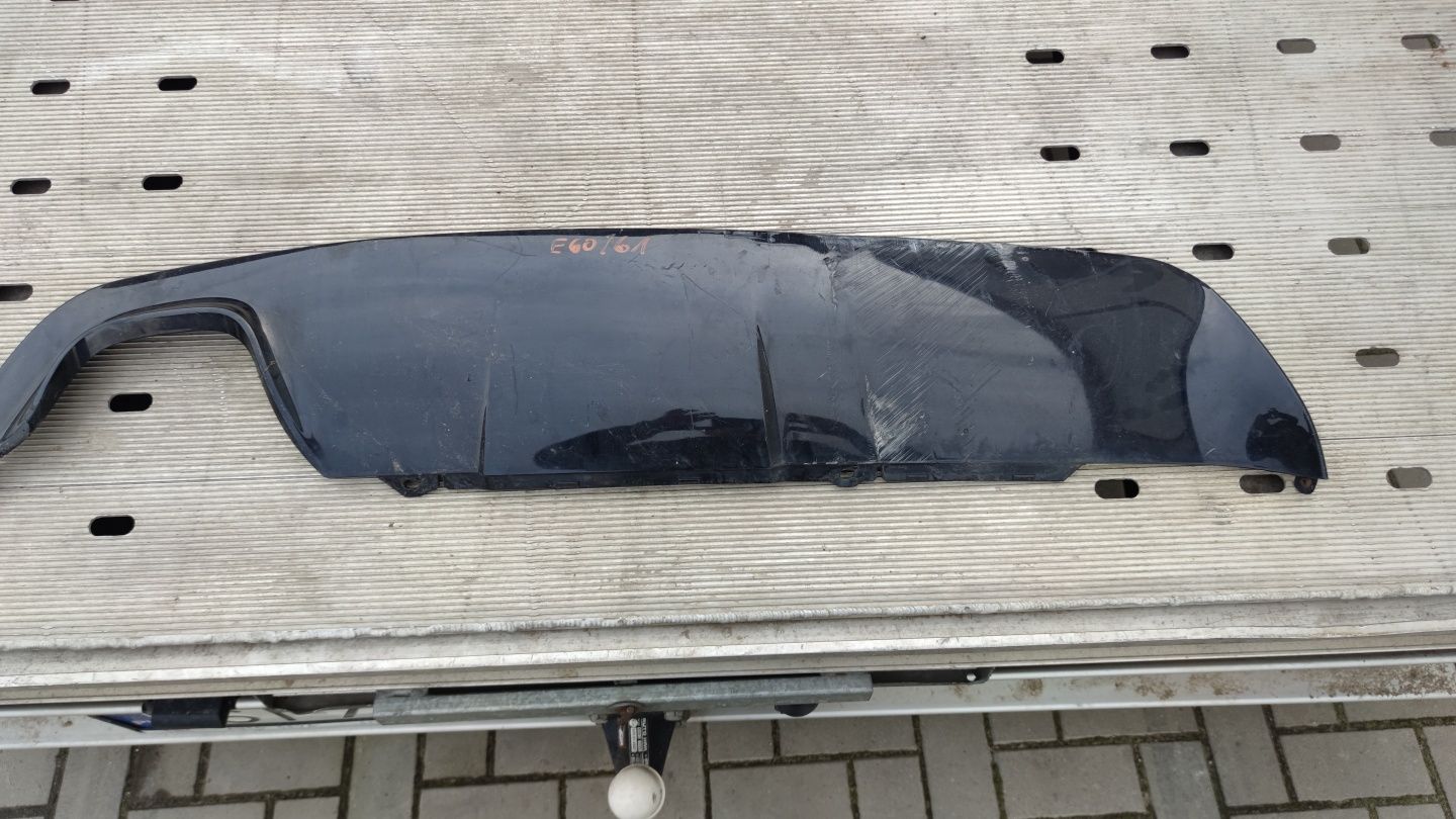 BMW e60 dyfuzor zderzaka