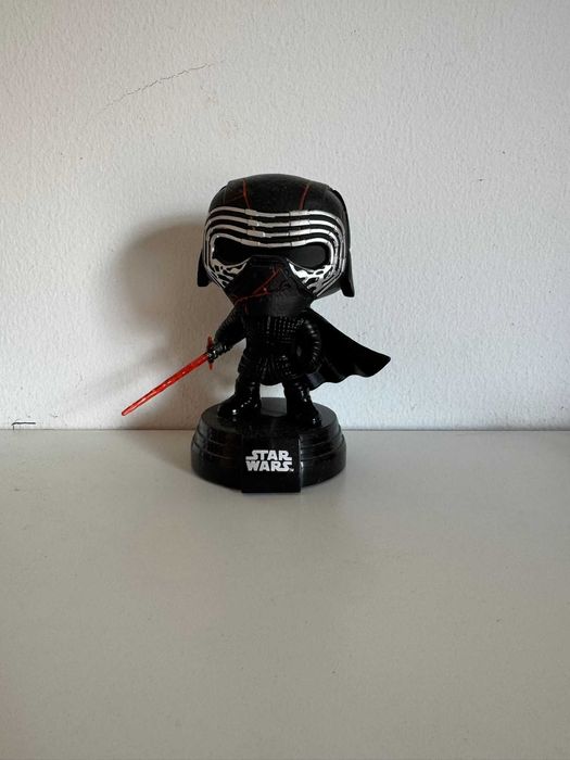 Figura FUNKO POP! Star Wars:Rise Of Skywalker - Kylo Ren 308
