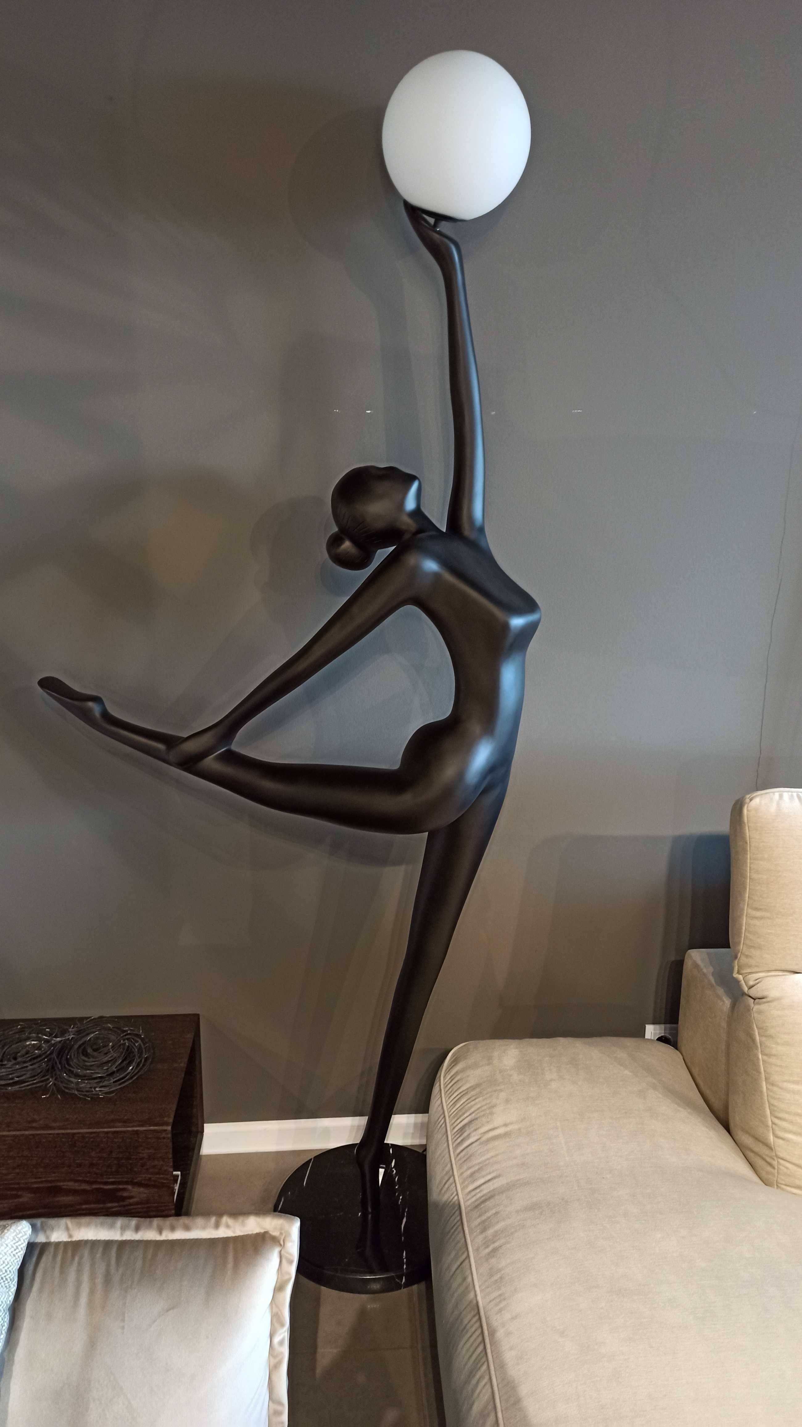 lampa podłogowa Human Ballerina Moose z ekspozycji