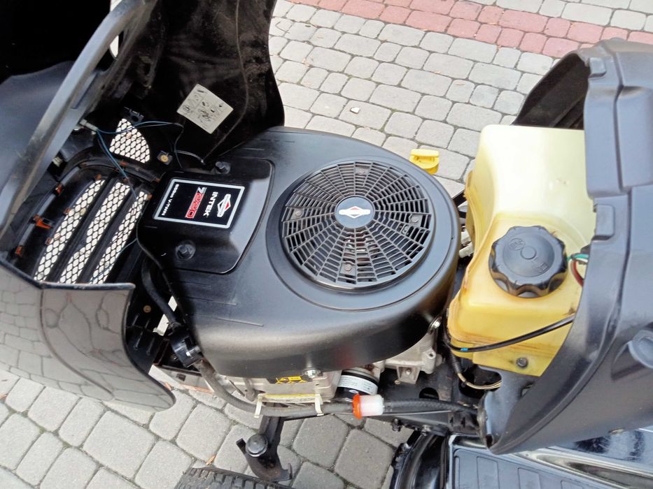 Traktorek kosiarka Mcculoch 22hp V2 Briggs z pługiem