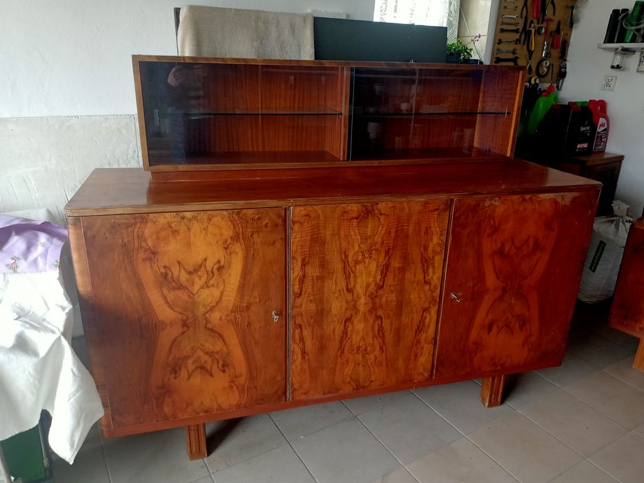 Jarocinskie meble komoda z  szklaną witryną czasy PRL