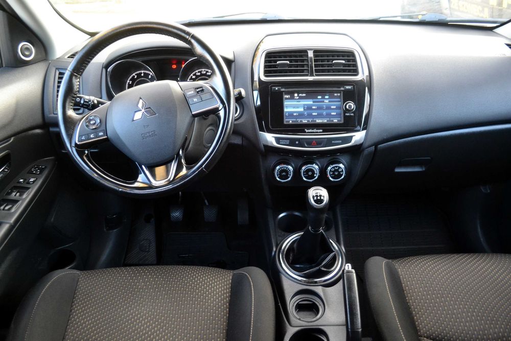 Mitsubishi ASX 1,6 benz 2015r. tylko 130 tys km kamera keyless 2x koła