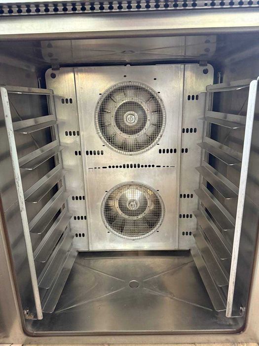 Паро-конвекционная печь Wiesheu B08-EM IS500, б\у