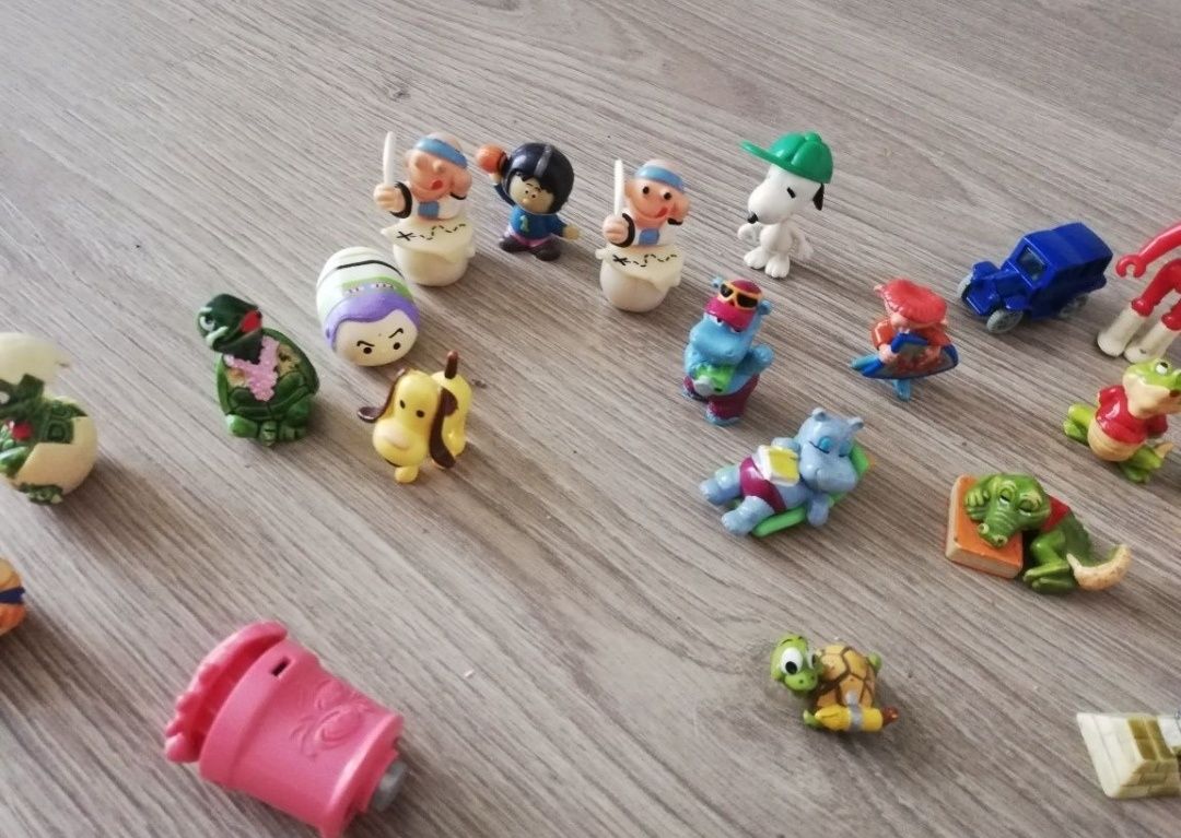 Figurki kinder niespodzianka, lew, hipopotam, krokodyl, żółw,Toy Story